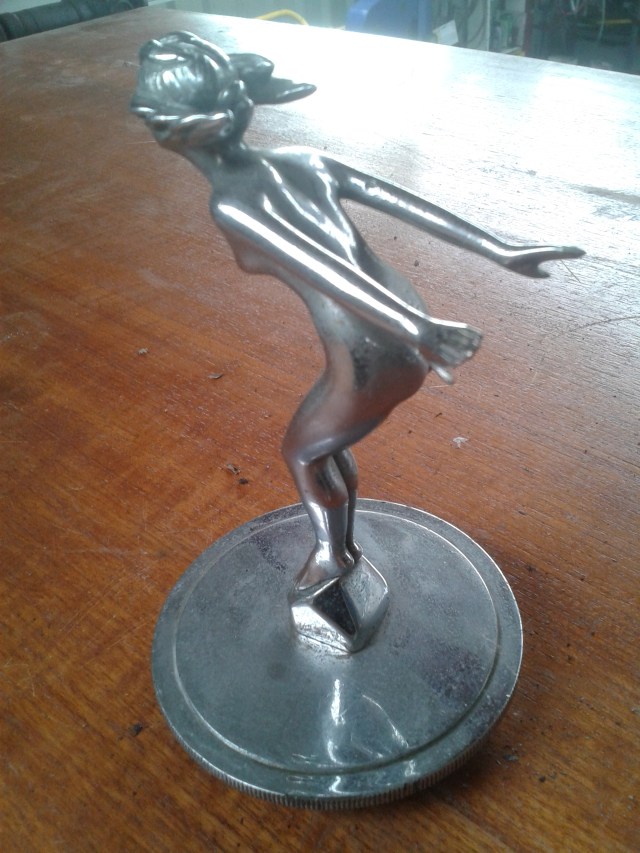 brooklands-of-bond-street-mascot1