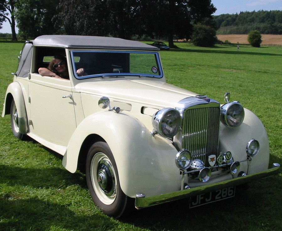 Alvis TA 14 and TB14